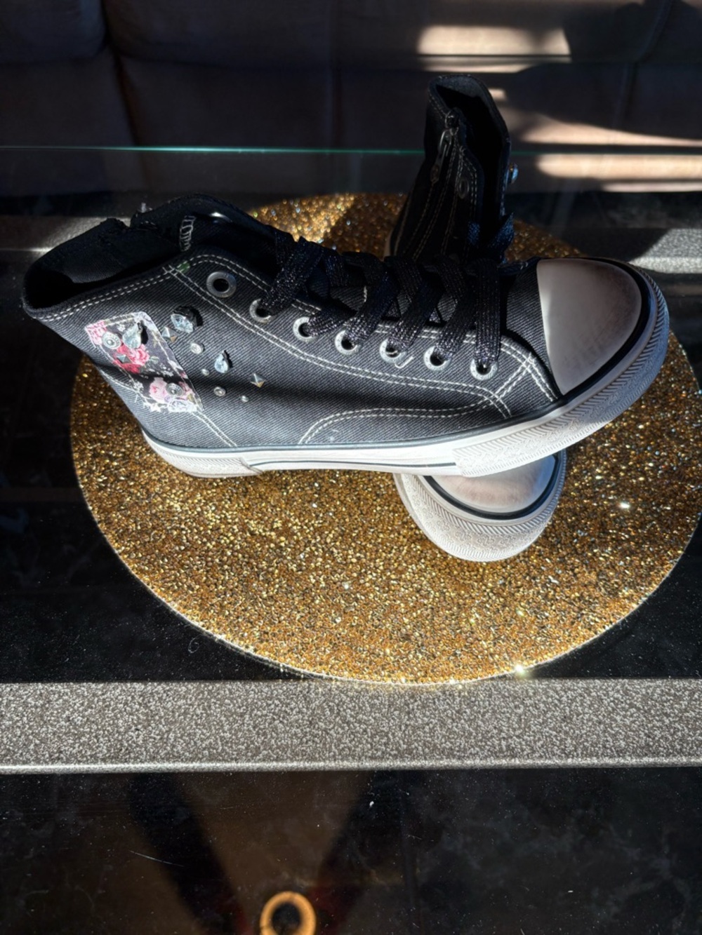 Blowfish Malibu NWT Black Canvas High-Top Sneakers/embellished stones. Size 7 - Picture 3 of 9